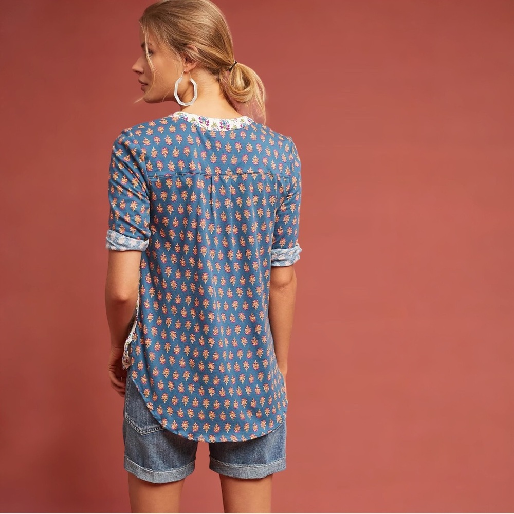 Anthropologie Blue and White Floral Blouse - Picture 2 of 12